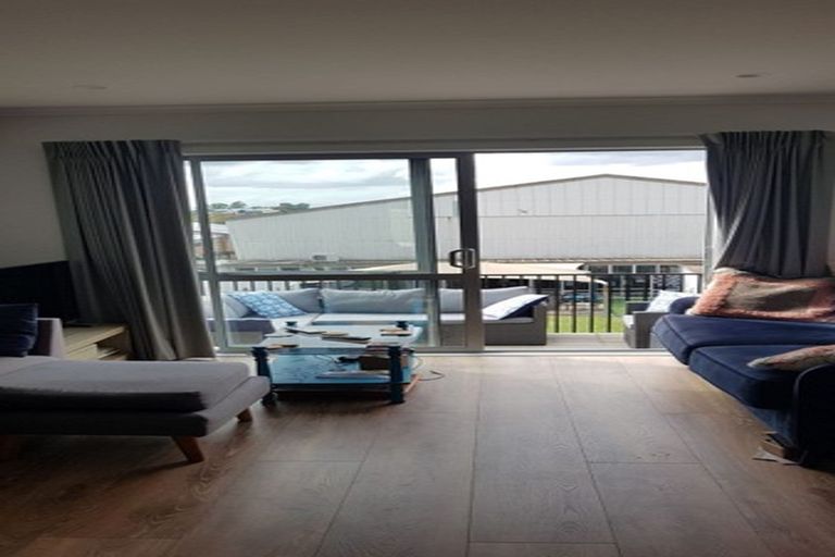 Photo of property in 12/19u Ruakiwi Road, Hamilton Lake, Hamilton, 3204