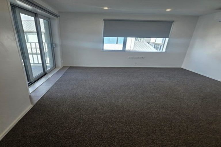 Photo of property in 206/28b Eileen Newey Place, Henderson, Auckland, 0612