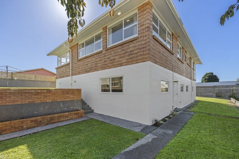 Photo of property in 266b Courtenay Street, Strandon, New Plymouth, 4312