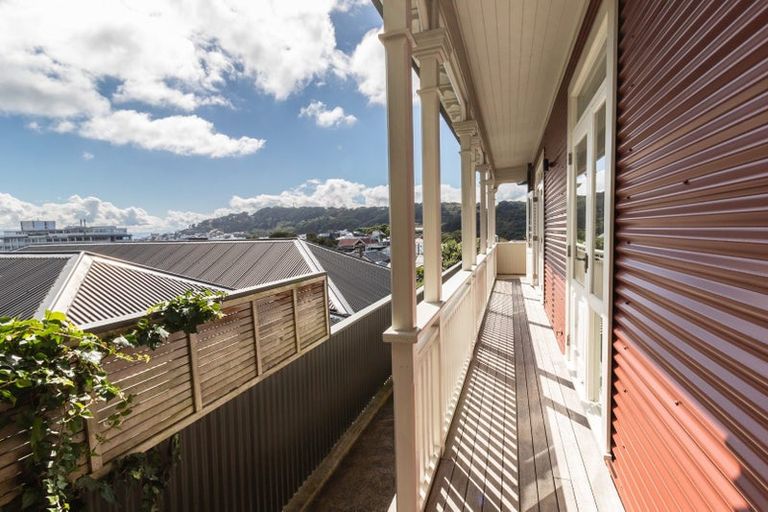 Photo of property in 30b Wright Street, Mount Cook, Wellington, 6021