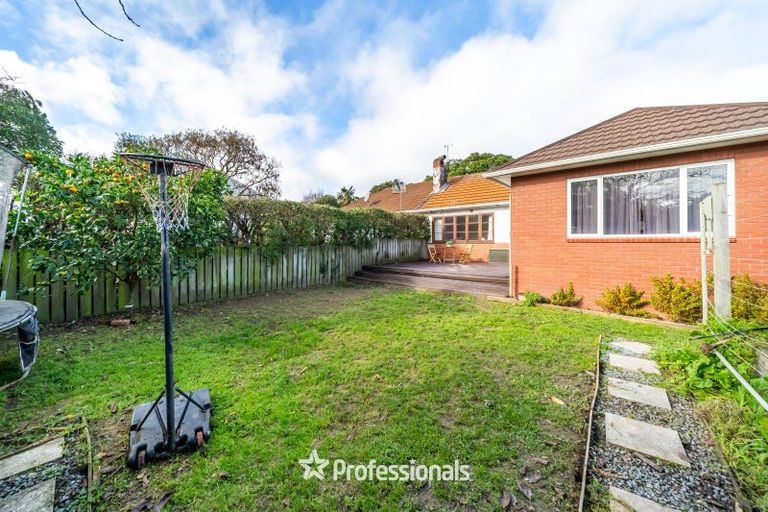 Photo of property in 24 Godley Street, Waterloo, Lower Hutt, 5011