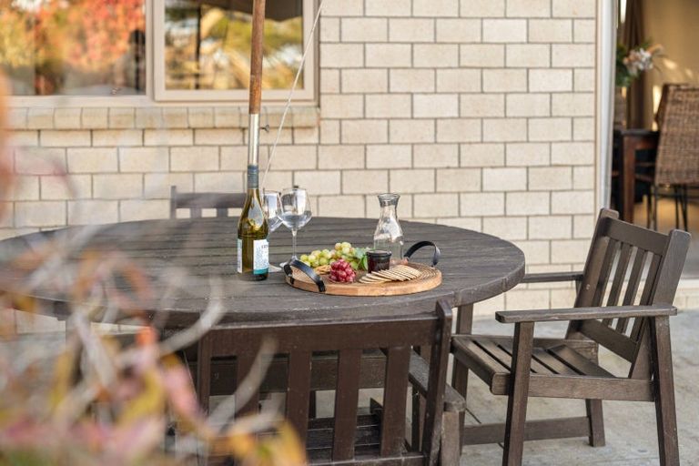 Photo of property in 30 Kereru Place, Pyes Pa, Tauranga, 3112