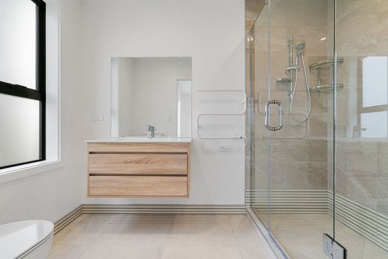 Photo of property in 8 Booker Drive, Tuakau, 2121