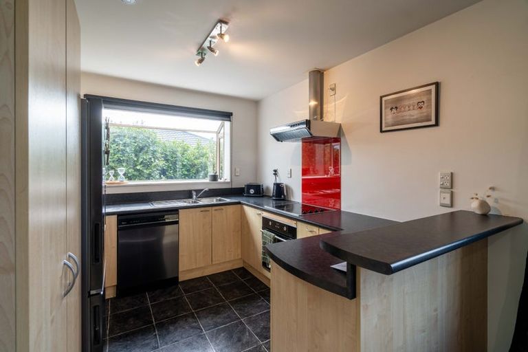 Photo of property in 10 Peel Close, Rolleston, 7614