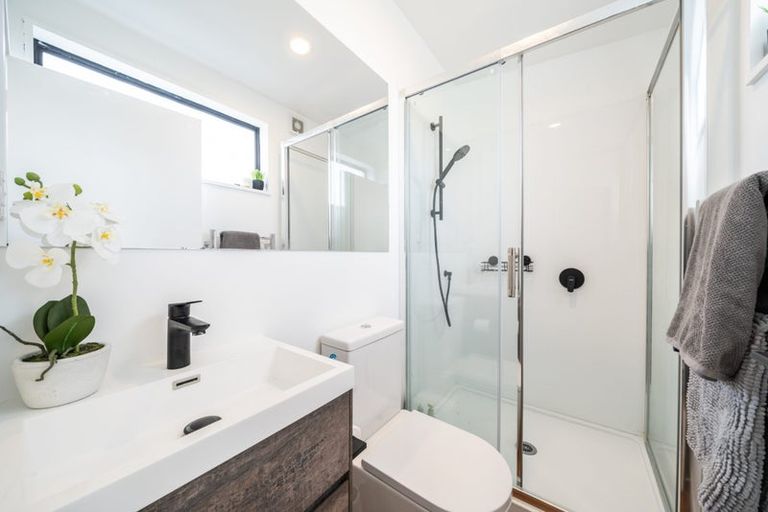 Photo of property in 53 Handyside Street, Tawa, Wellington, 5028