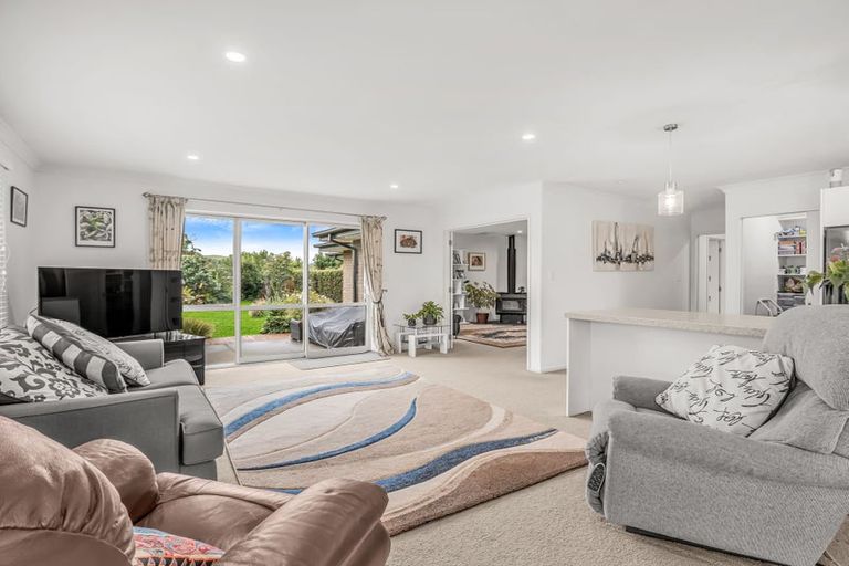 Photo of property in 6 Ormandy Court, Amberley, 7410