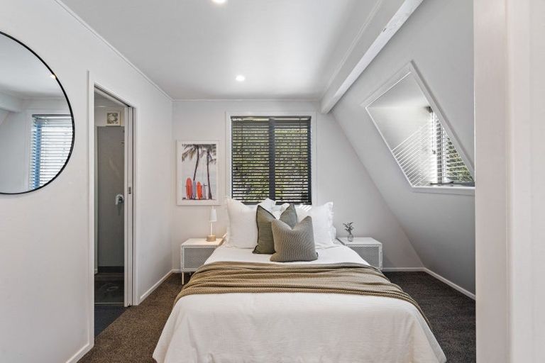 Photo of property in 6 Fitzroy Road, Bluff Hill, Napier, 4110