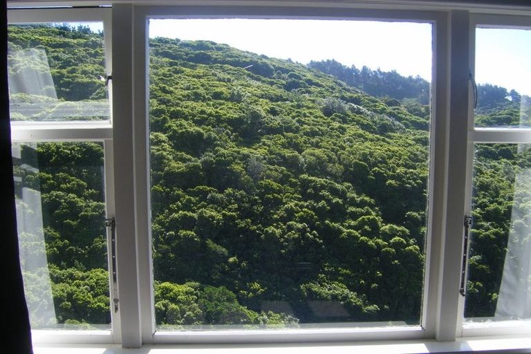 Photo of property in 92 Karepa Street, Brooklyn, Wellington, 6021