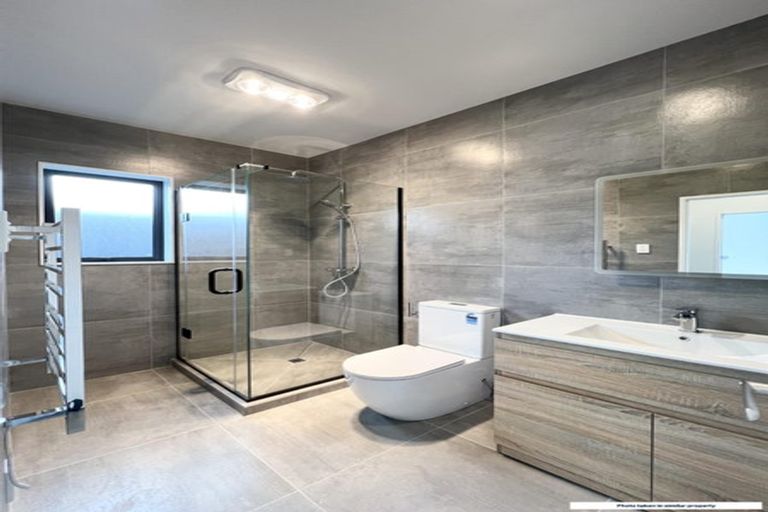 Photo of property in 42 Biokovo Street, Massey, Auckland, 0614