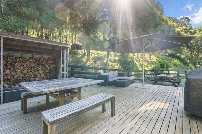 Photo of property in 91 Weranui Road, Waiwera, Orewa, 0994