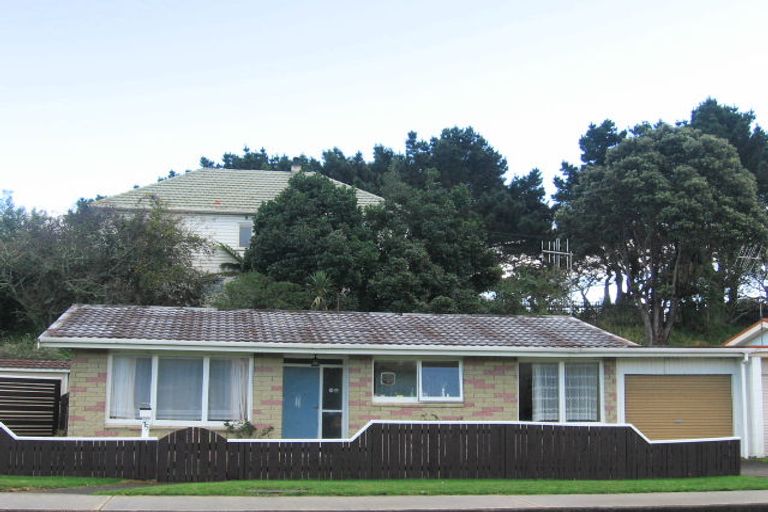 Photo of property in 75a Ocean Road, Paraparaumu Beach, Paraparaumu, 5032