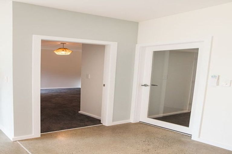 Photo of property in 122 Owen Street, Newtown, Wellington, 6021