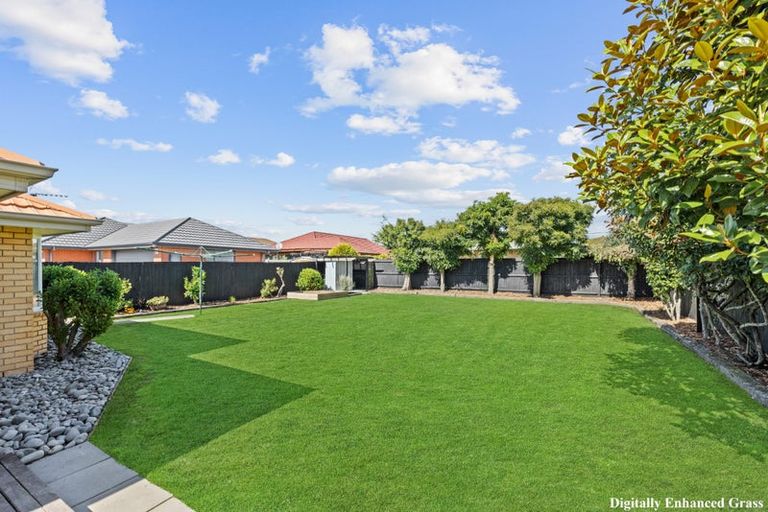Photo of property in 19 Ballymena Drive, Belfast, Christchurch, 8051