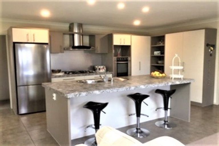 Photo of property in 49 Alva Glen Place, Pyes Pa, Tauranga, 3112