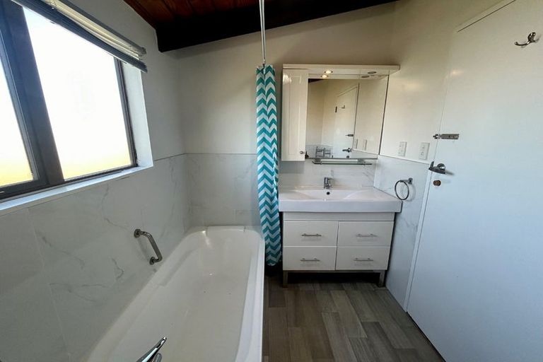 Photo of property in 10a Amun Place, Pomare, Rotorua, 3015