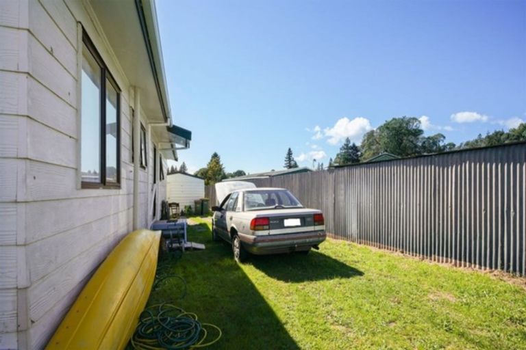 Photo of property in 13 Harold Crescent, Fordlands, Rotorua, 3015