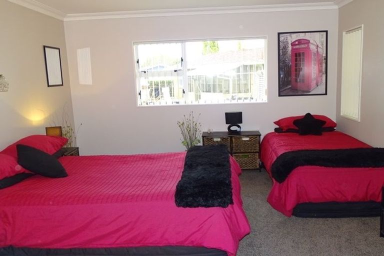 Photo of property in 3 Eden Street, Levin, 5510