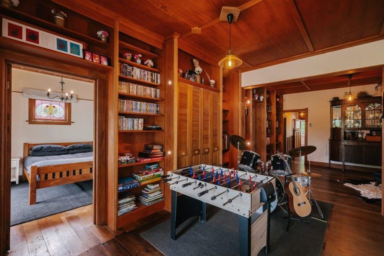 Photo of property in 349 Finnis Road, Pohangina, Feilding, 4775