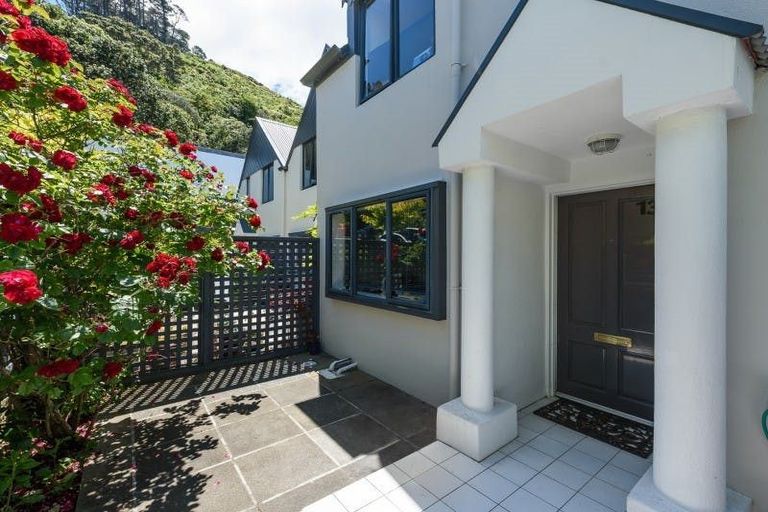 Photo of property in 13/14u Harriett Street, Thorndon, Wellington, 6011