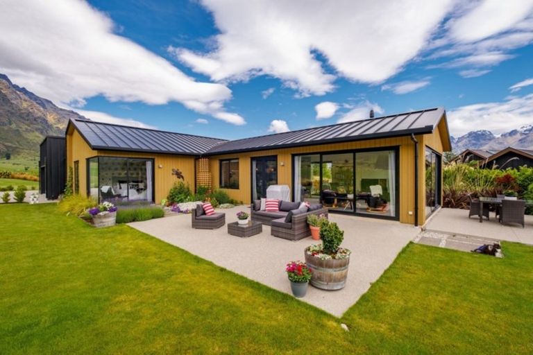 Photo of property in 44 Mckellar Drive, Jacks Point, Queenstown, 9371