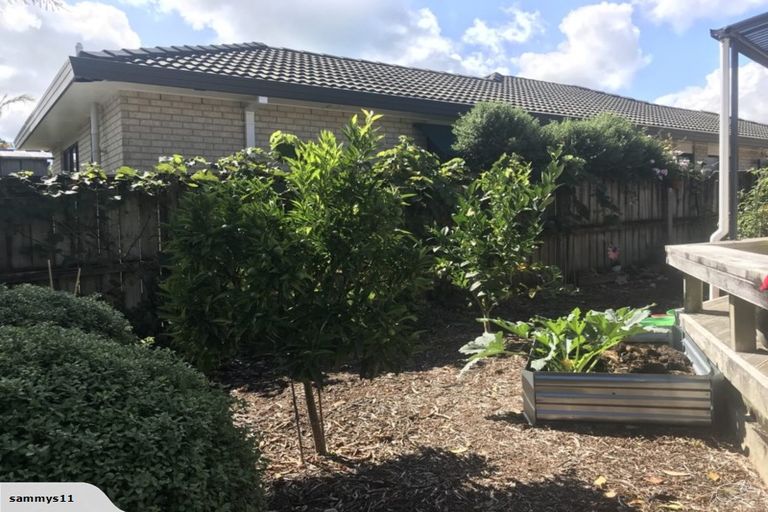 Photo of property in 11 Starlight Cove, Hobsonville, Auckland, 0618