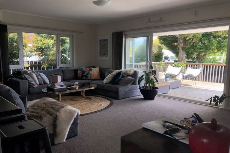 Photo of property in 1/84 Rosier Road, Glen Eden, Auckland, 0602