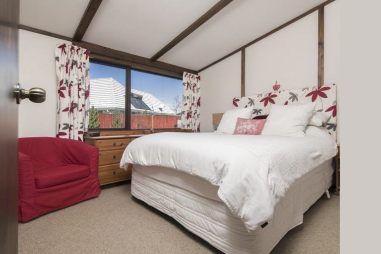 Photo of property in 4a Huia Street, Waikawa, Picton, 7220