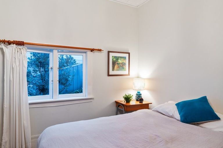 Photo of property in 2/2 Evan Street, Belmont, Auckland, 0622