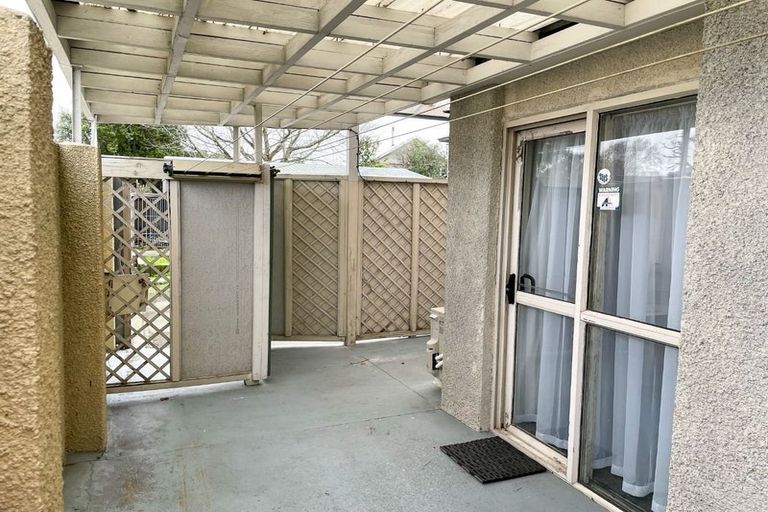 Photo of property in 6- 8 Clyde Road, Upper Riccarton, Christchurch, 8041
