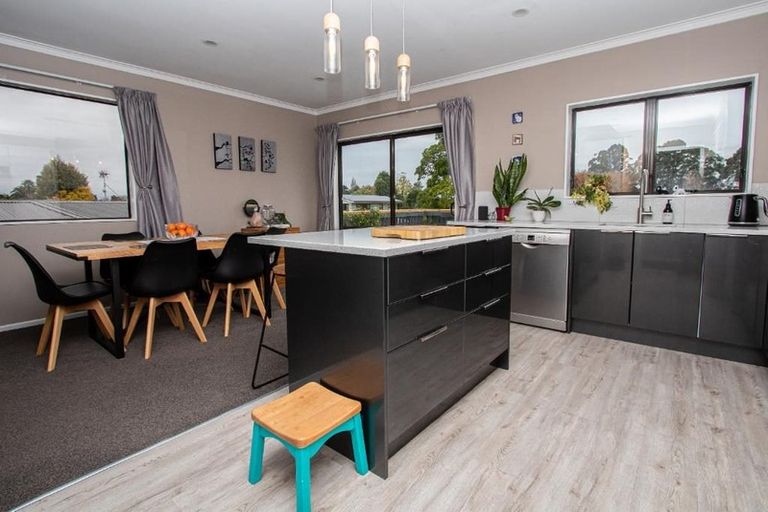 Photo of property in 27 Pelorus Street, Glenview, Hamilton, 3206