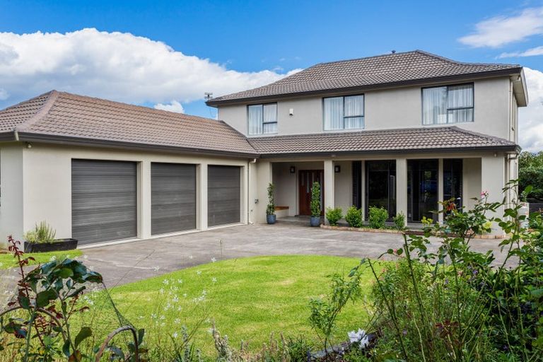 Photo of property in 105 Muir Avenue, Mangere Bridge, Auckland, 2022
