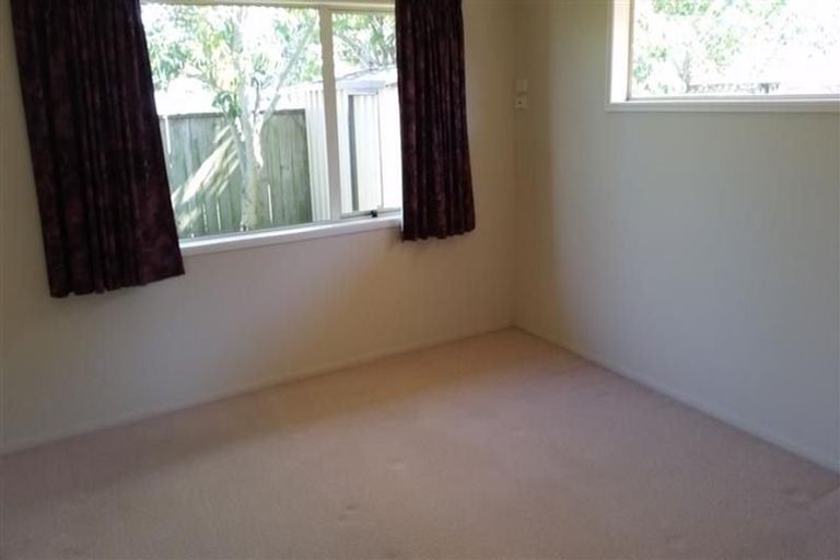 Photo of property in 213 Coronation Avenue, Welbourn, New Plymouth, 4310