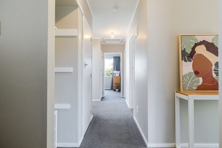 Photo of property in 56 Stillwater Place, Westbrook, Palmerston North, 4412