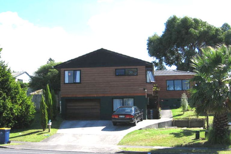 Photo of property in 23 Caribbean Drive, Unsworth Heights, Auckland, 0632