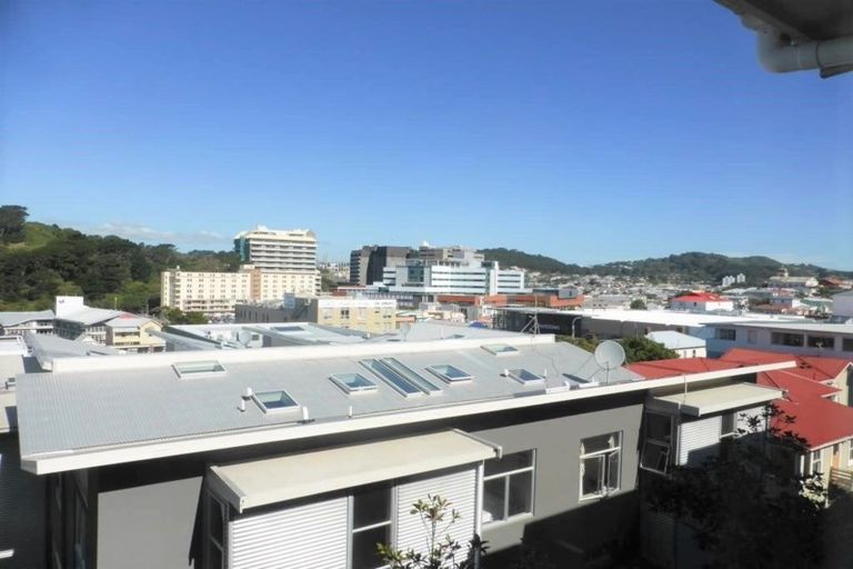 Photo of property in 11/185 Tasman Street, Mount Cook, Wellington, 6021