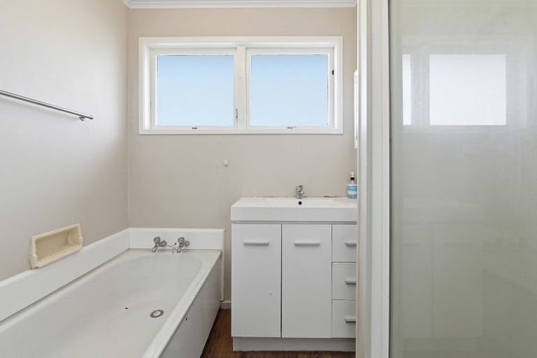 Photo of property in 110 Pandora Avenue, Sunnybrook, Rotorua, 3015