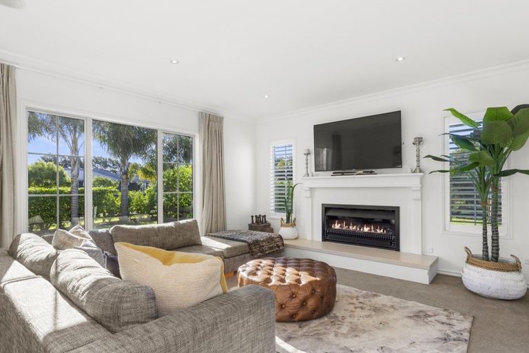Photo of property in 22 Royal Ascot Drive, Papamoa Beach, Te Puke, 3187