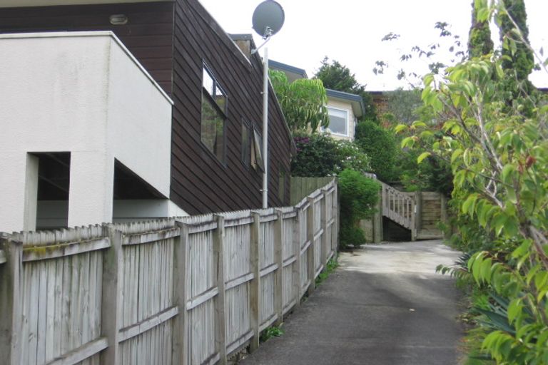 Photo of property in 2/200 Ti Rakau Drive, Pakuranga Heights, Auckland, 2010