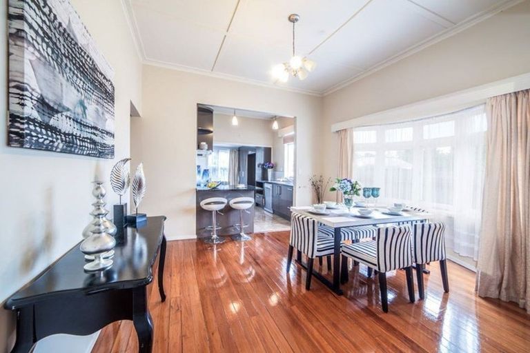 Photo of property in 61 Glenvar Road, Torbay, Auckland, 0630