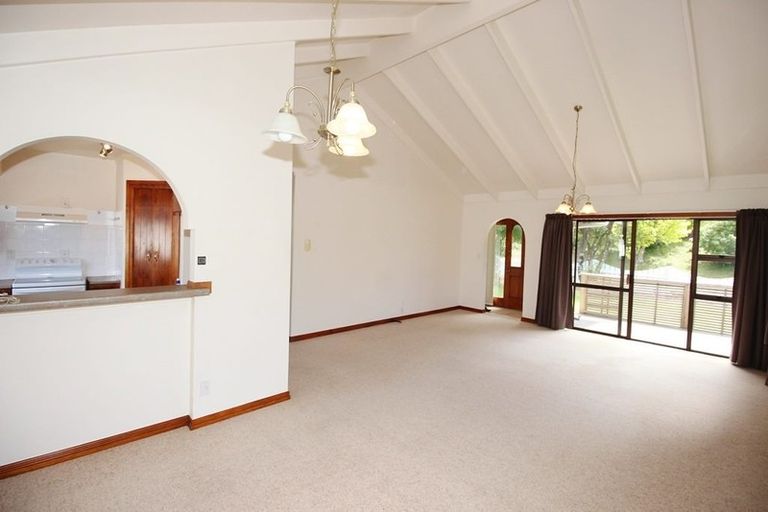 Photo of property in 37 Thorburn Avenue, Red Beach, 0932