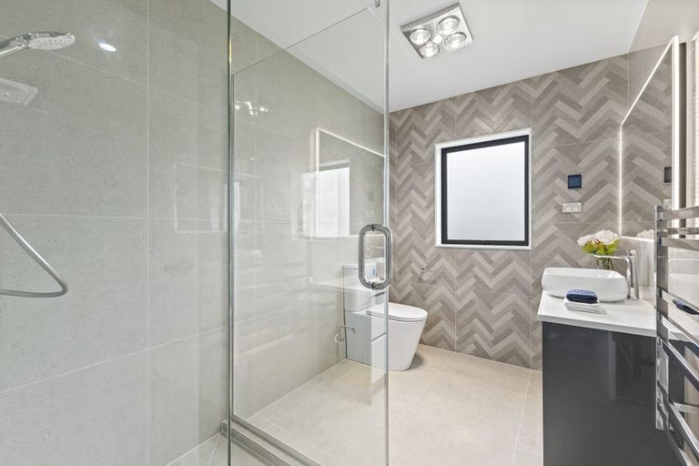 Photo of property in 5 Knockanara Drive, Flat Bush, Auckland, 2019