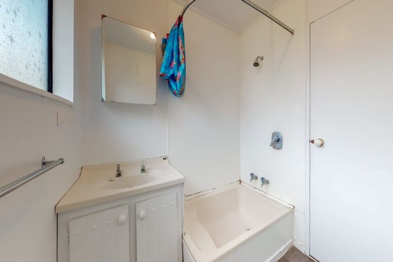 Photo of property in 1 Sunny Grove, Wainuiomata, Lower Hutt, 5014