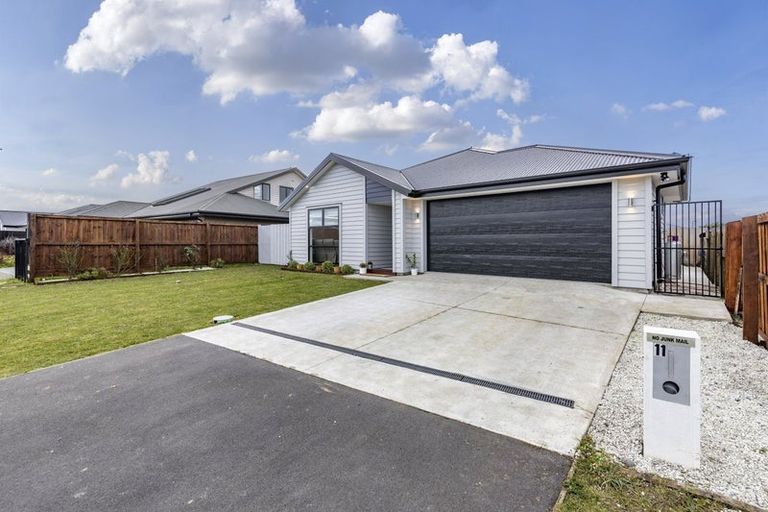 Photo of property in 11 Clonbunny Close, Rolleston, 7614