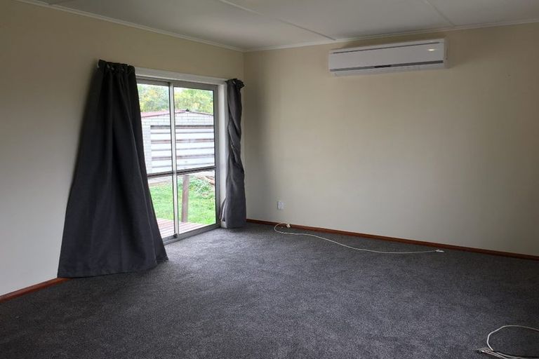 Photo of property in 18 Sinclair Avenue, Highbury, Palmerston North, 4412