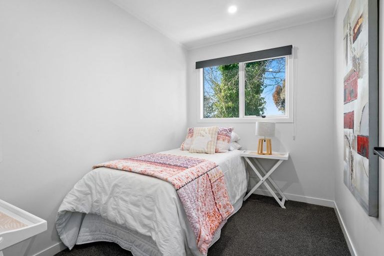 Photo of property in 98 Williams Street, Cambridge, 3434