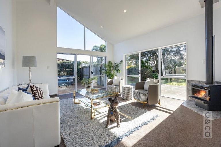 Photo of property in 4 Vintners Close, Huapai, Kumeu, 0810