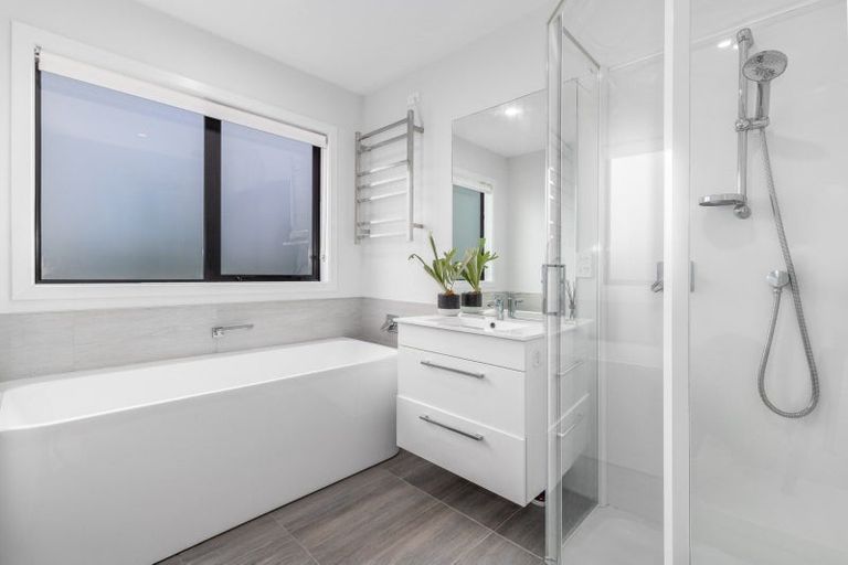 Photo of property in 41 Karearea Avenue, Kenepuru, Porirua, 5022