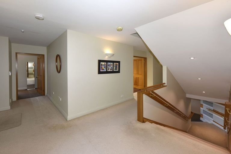 Photo of property in 12 Overdale Drive, Cashmere, Christchurch, 8022
