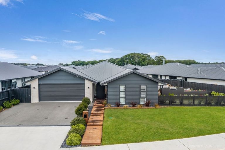 Photo of property in 13 Stackwood Avenue, Woodend, 7610