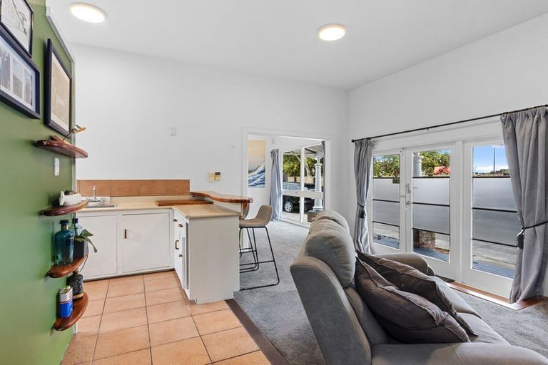 Photo of property in 48 Charles Street, Waltham, Christchurch, 8011